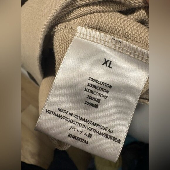 Fear of God Essentials Long-Sleeve Polo - Picture 7 of 7